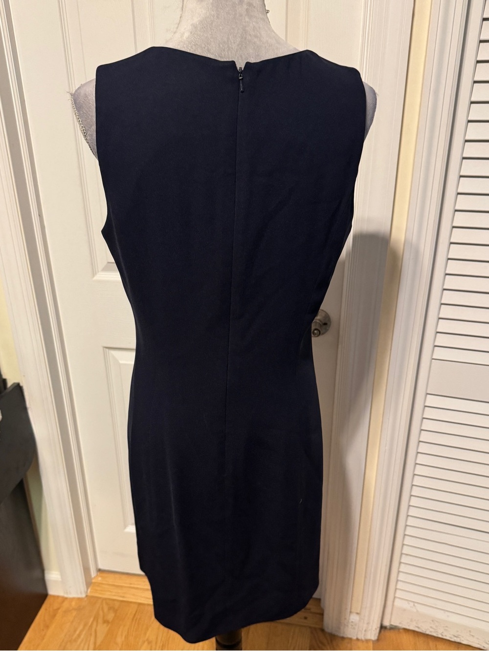Ann Taylor Navy Shift Dress size 12 - Picture 3 of 4